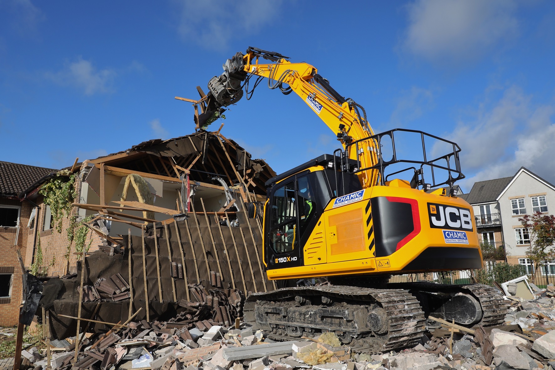 Maximizing Demolition Efficiency with Quick Coupler Attachments